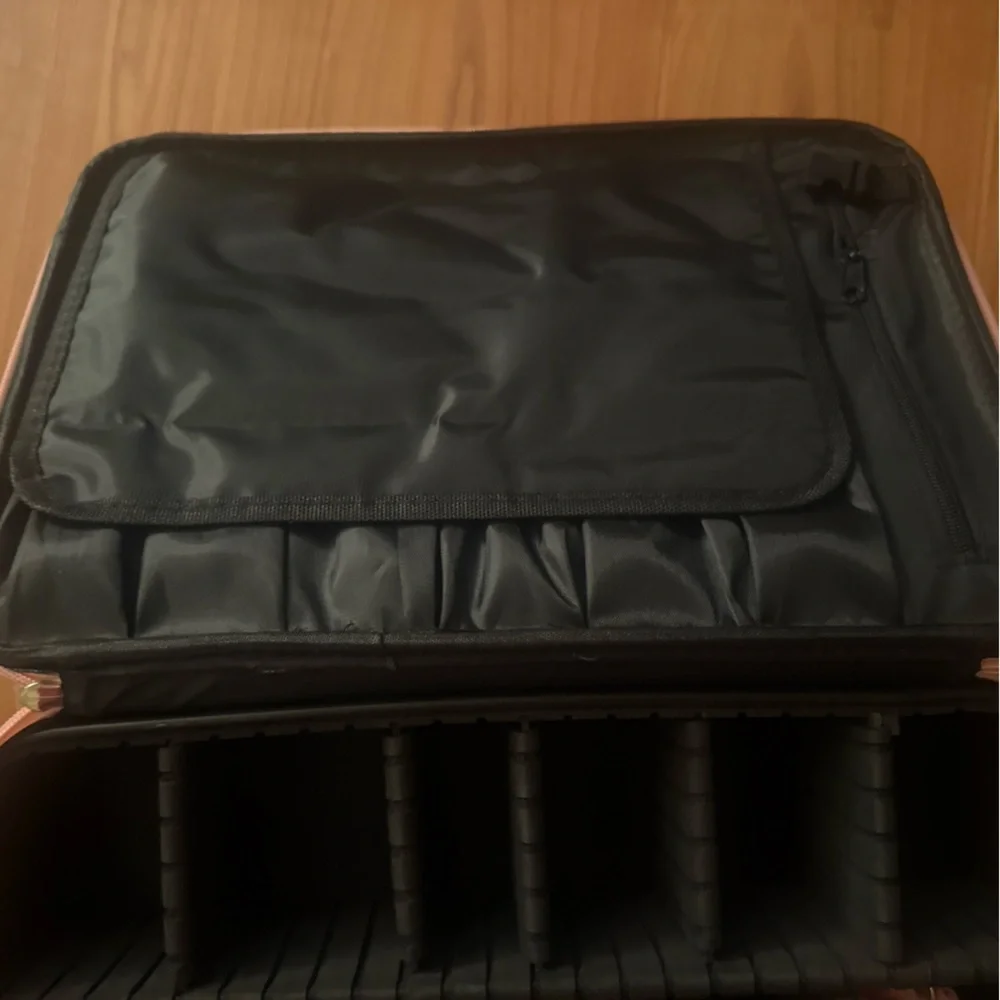 Makeup Case Large Makeup Bag Pink Professional Train Case 16.5 Inches Travel New